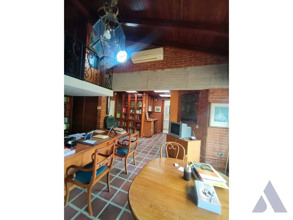 Se vende PH duplex 330m2 Los Palos Grandes 8382 - 16