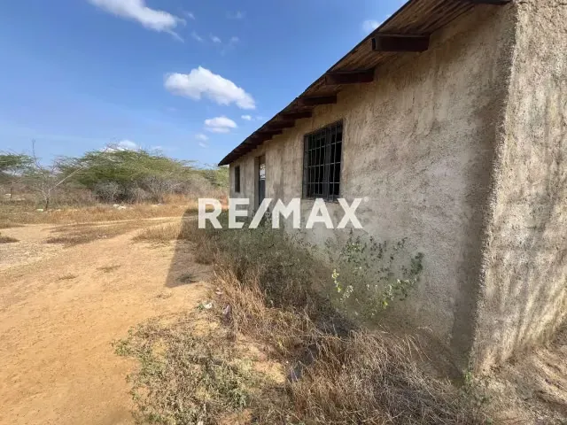 CASA EN VENTA - 2