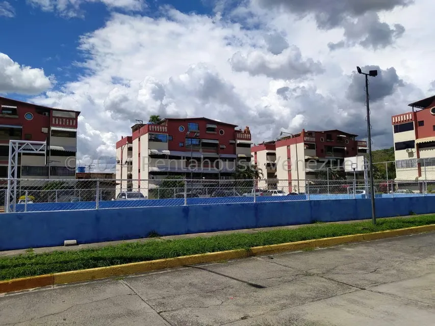 Apartamento (1 Nivel) en Alquiler en Campo Alegre, Aragua - 28