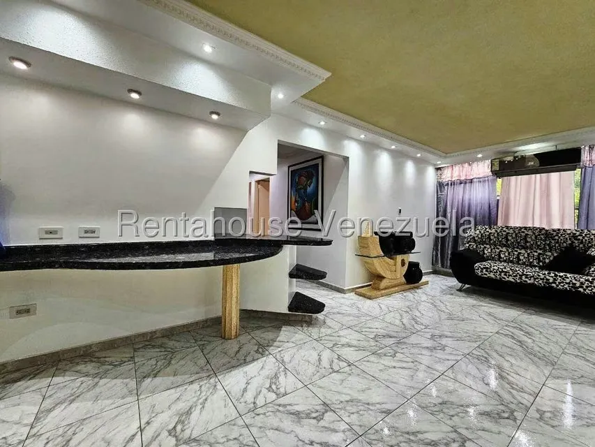 Apartamento (1 Nivel) en Alquiler en Campo Alegre, Aragua - 7