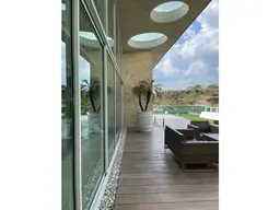View 2