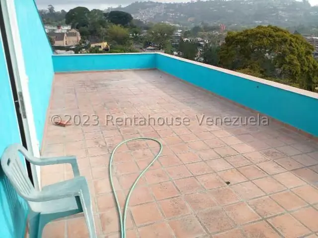 Casa (Duplex) en Venta en El Hatillo, Distrito Metropolitano - 26