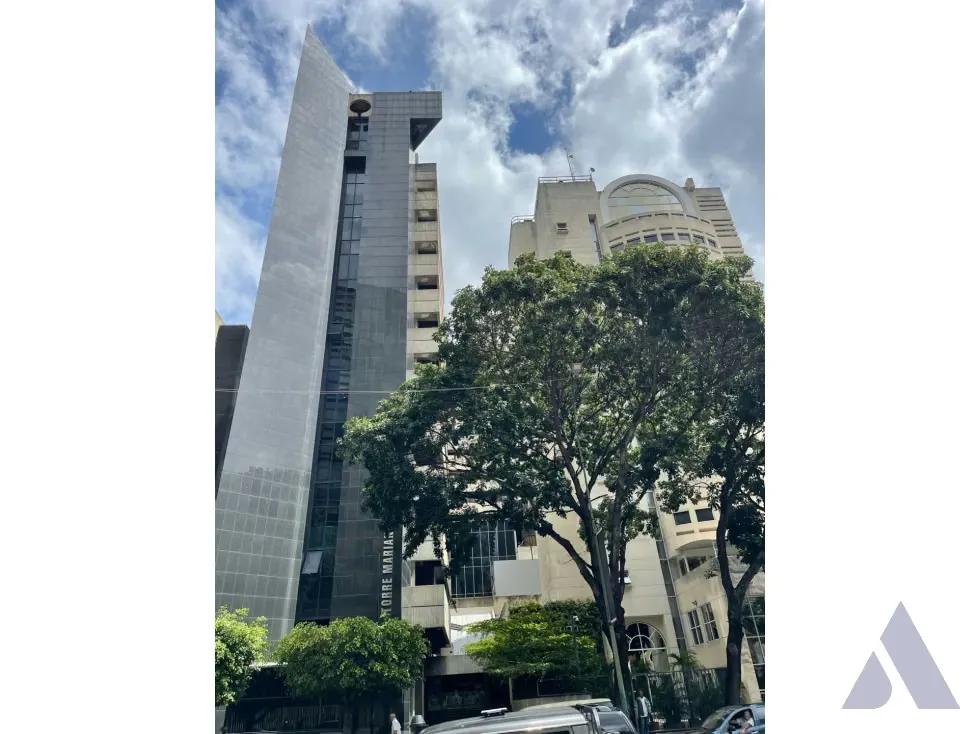 Se vende/alquila oficina 206m2 El Rosal 1398