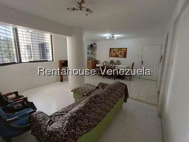 Apartamento (1 Nivel) en Alquiler en Las Quintas, Carabobo - 2