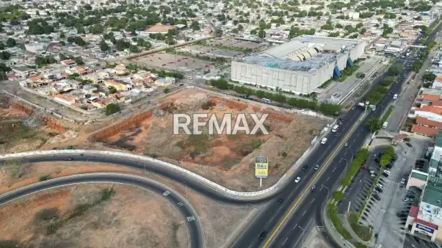Maximice su próximo Proyecto en Veta TERRENO en Av 28 La Limpia al lado de Centro Comercial Galerías Mall - 7