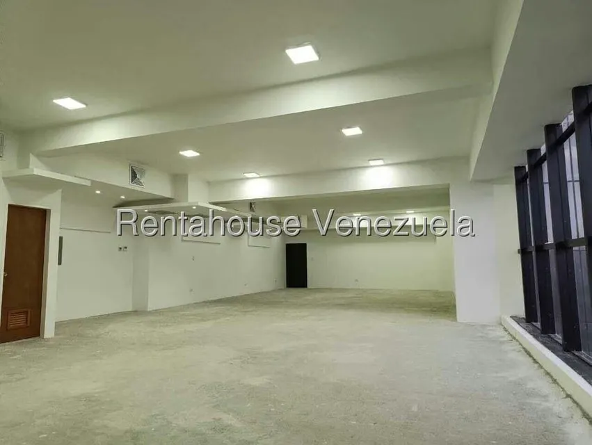 Local Comercial en Alquiler en Zona Este, Lara - 10