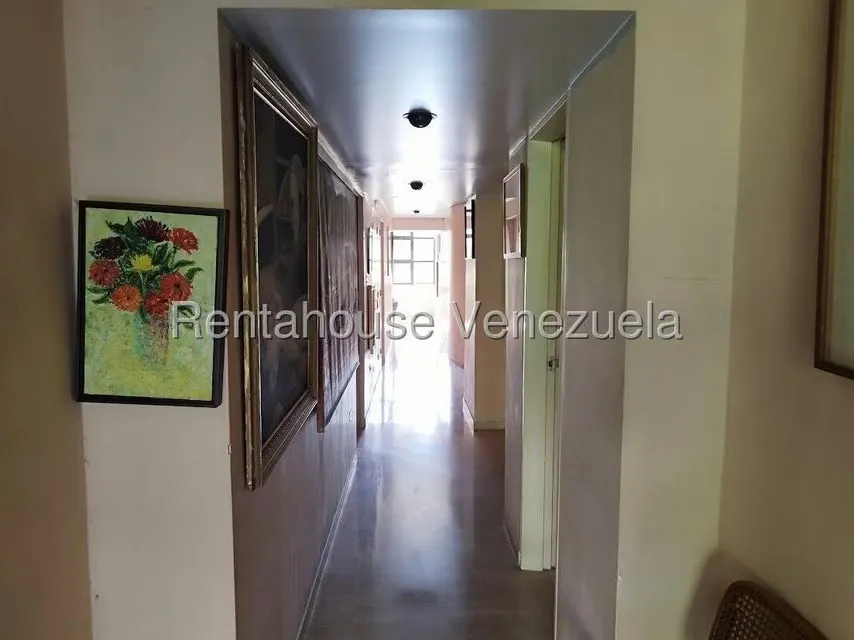 Apartamento (1 Nivel) en Venta en La Florida, Distrito Metropolitano - 12