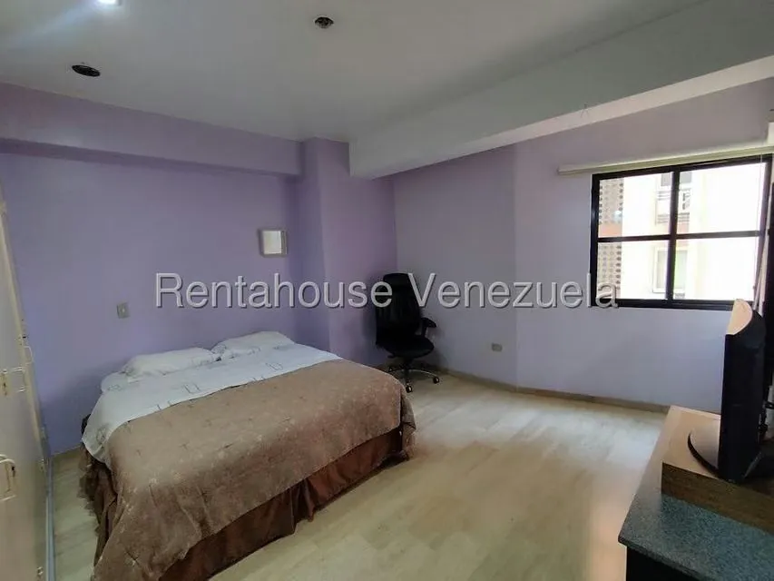 Apartamento (1 Nivel) en Venta en La Florida, Distrito Metropolitano - 20