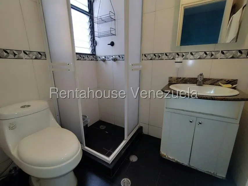 Apartamento (1 Nivel) en Venta en La Florida, Distrito Metropolitano - 25