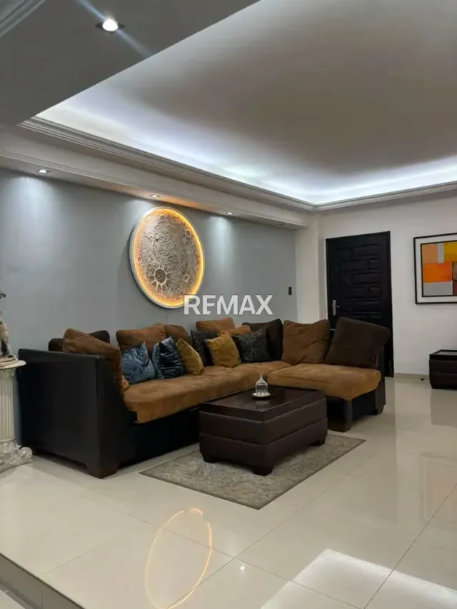 APARTAMENTO AMOBLADO Y ACTUALIZADO EN AV DELICIAS - 2