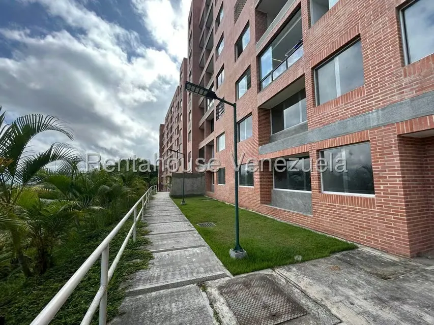 Apartamento (1 Nivel) en Venta en Los Naranjos del Cafetal, Distrito Metropolitano - 33