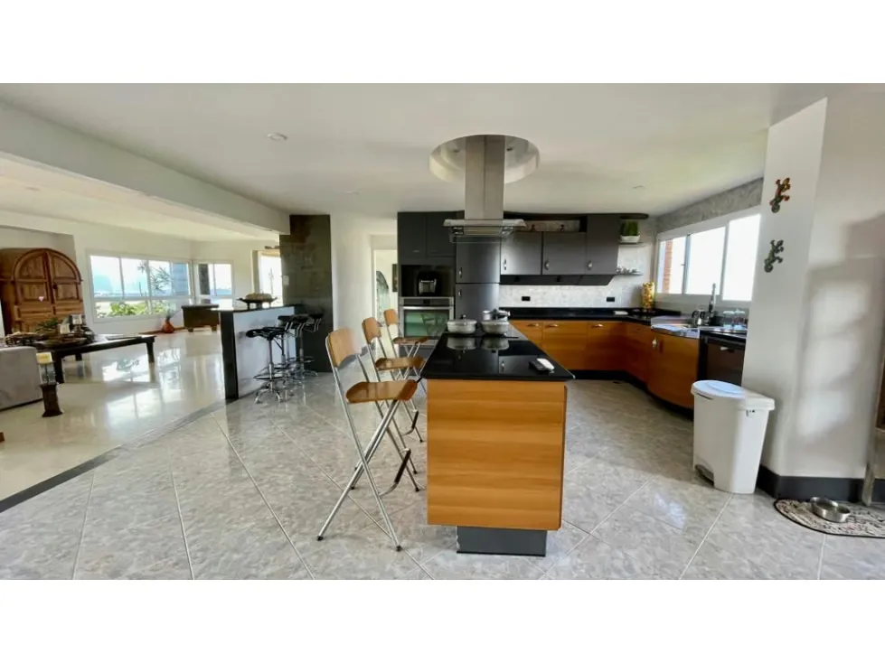 Se vende PH 930m² 4h+1s/6b+1s/4e Lomas de la Lagunita - 18