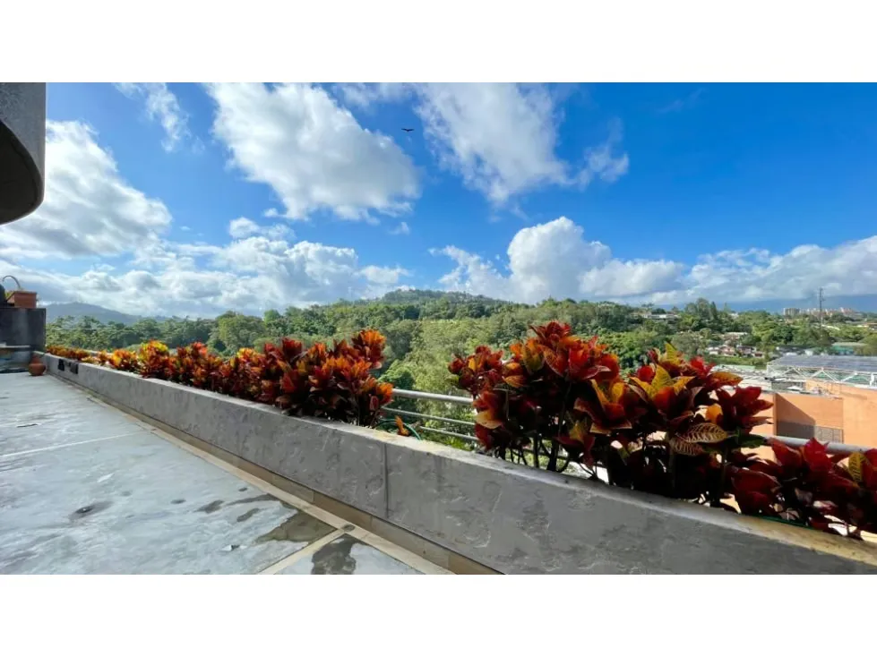 Se vende PH 930m² 4h+1s/6b+1s/4e Lomas de la Lagunita - 4