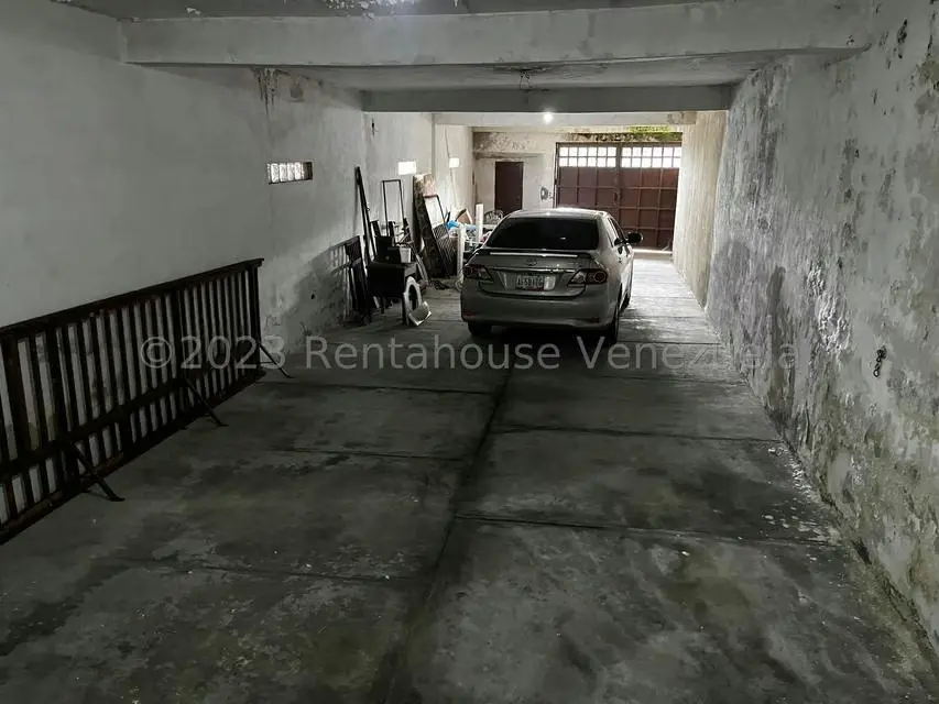 Casa (Duplex) en Venta en El Junquito, Distrito Metropolitano - 2