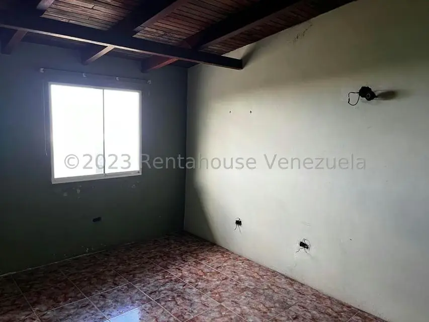 Casa (Duplex) en Venta en El Junquito, Distrito Metropolitano - 25