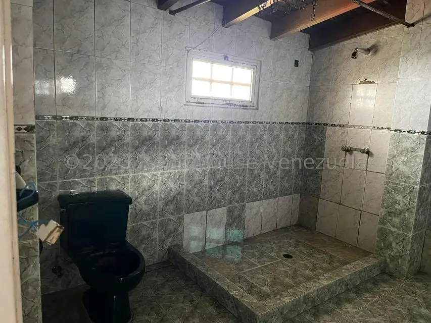Casa (Duplex) en Venta en El Junquito, Distrito Metropolitano - 41