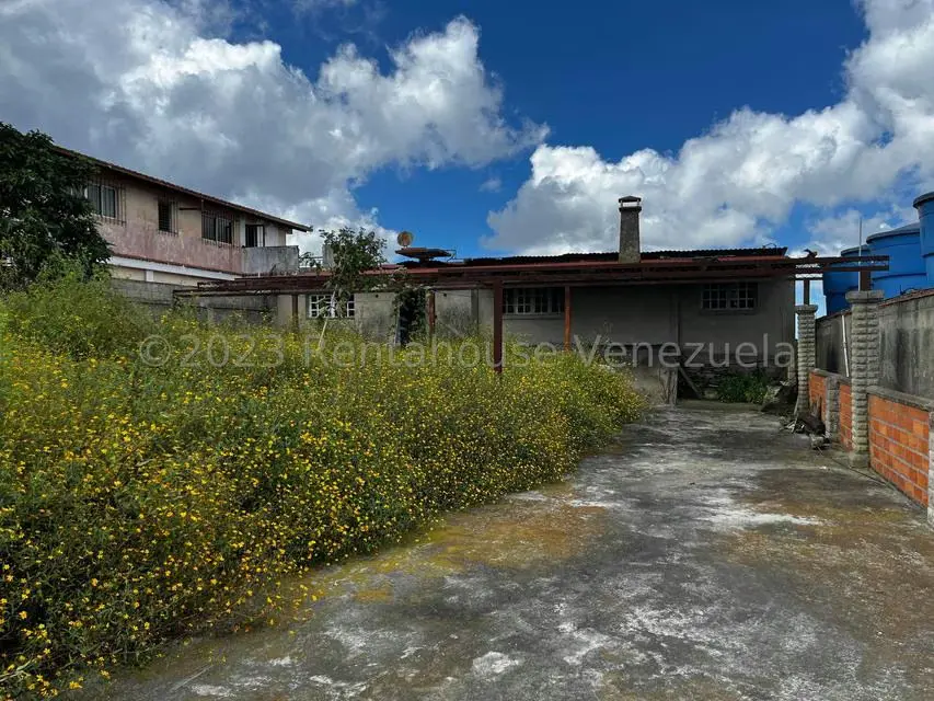 Casa (Duplex) en Venta en El Junquito, Distrito Metropolitano - 48