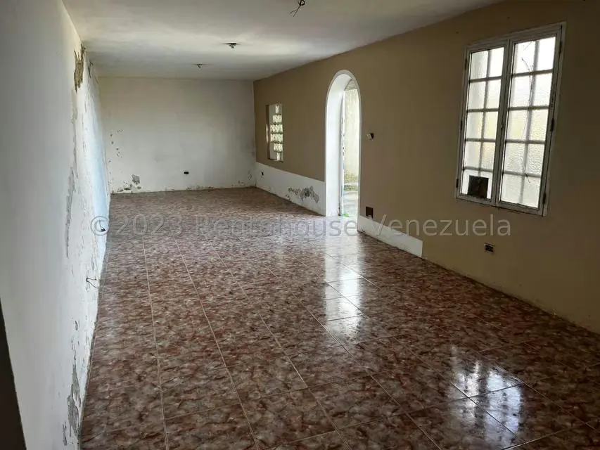 Casa (Duplex) en Venta en El Junquito, Distrito Metropolitano - 7