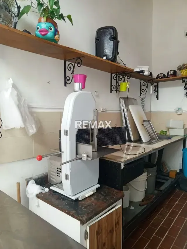 Venta de Equipos para Pescadería, Emprendimiento Anzuelo de Oro. Ubicado en Palmira una cuadra arriba de la plaza Bolívar - 7