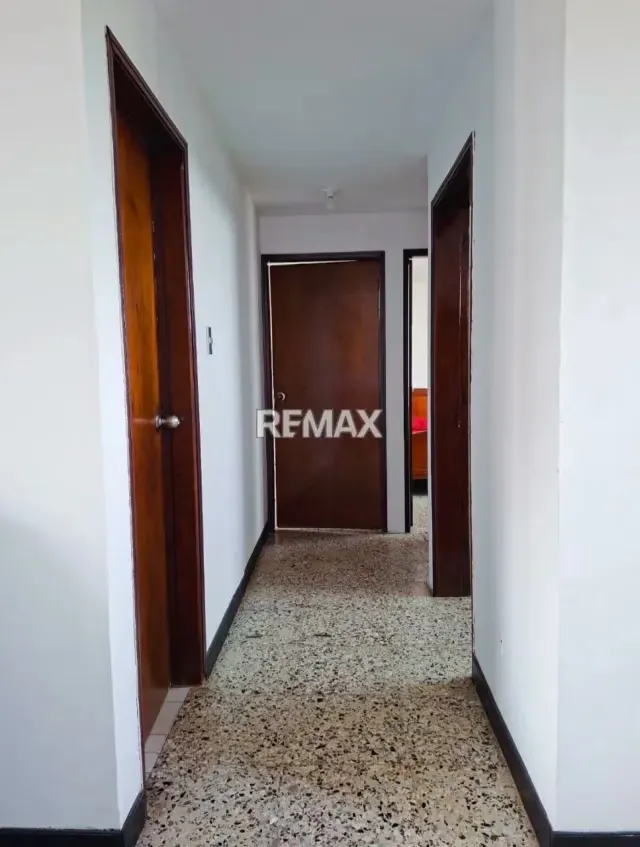 APARTAMENTO EN ALQUILER EN SABANETA - 2