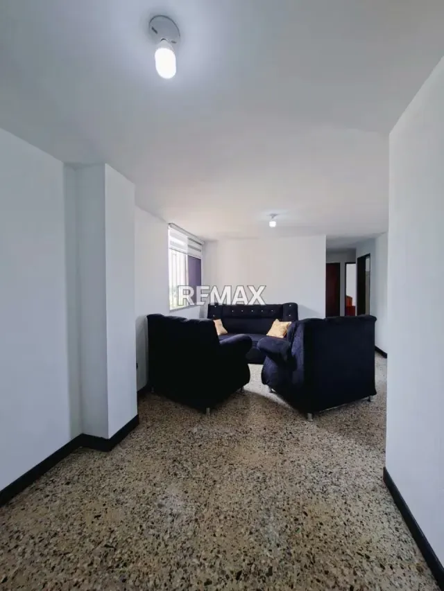 APARTAMENTO EN ALQUILER EN SABANETA - 5