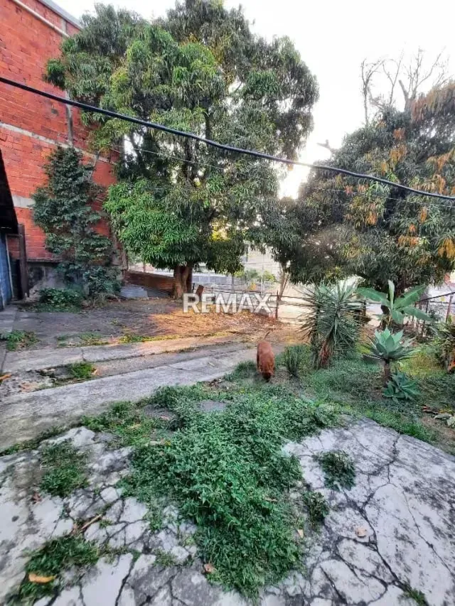 VENTA DE CASA EN AVENIDA LUCIO OQUENDO - 3