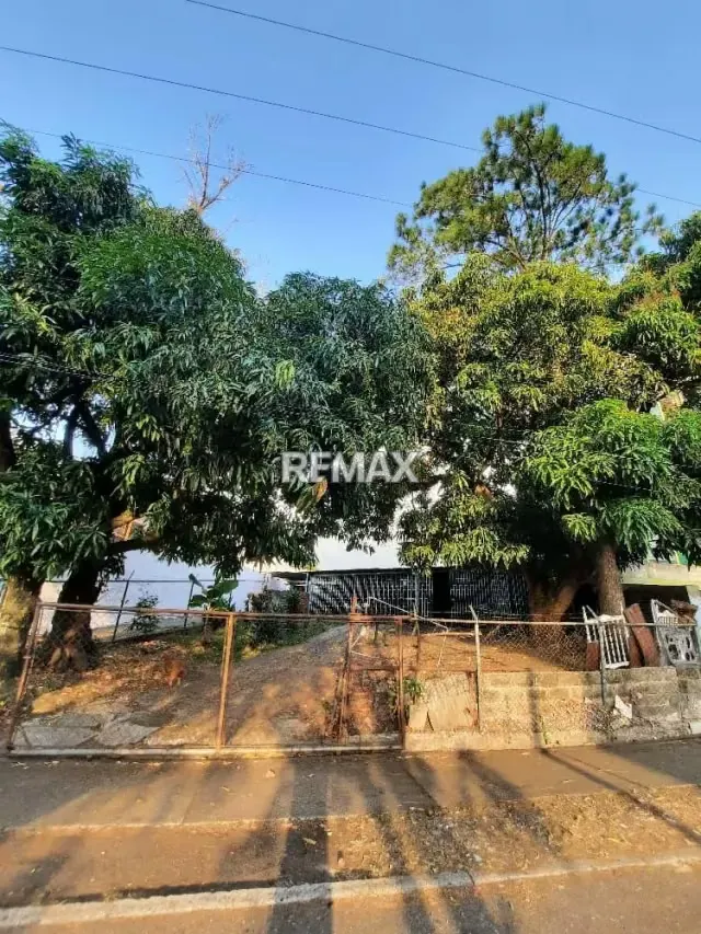 VENTA DE CASA EN AVENIDA LUCIO OQUENDO - 4