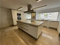 Vista 12