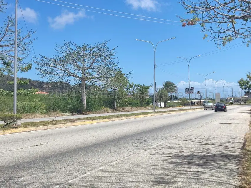 Terreno (Industrial) en Venta en Guatamare, Nueva Esparta - 14