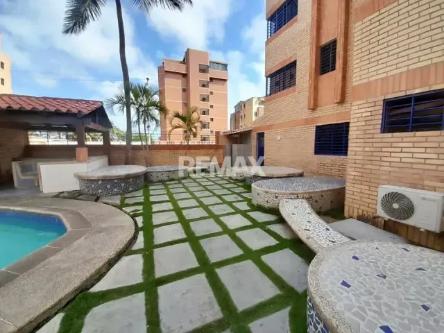 EN VENTA AMPLIO Y COMODO APARTAMENTO EN EL CONJUNTO EN LA AVENIDA SILVA DE TUCACAS - 19