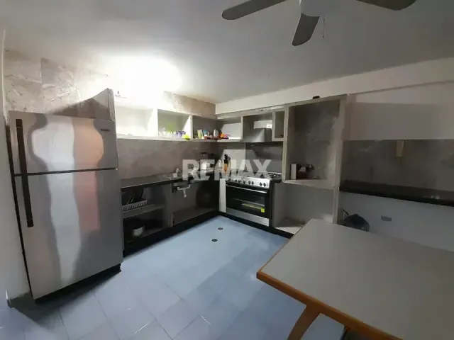 EN VENTA AMPLIO Y COMODO APARTAMENTO EN EL CONJUNTO EN LA AVENIDA SILVA DE TUCACAS - 6