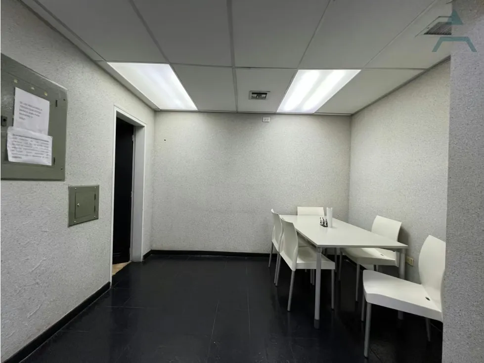 Se vende oficina 280,04m² El Rosal - 6
