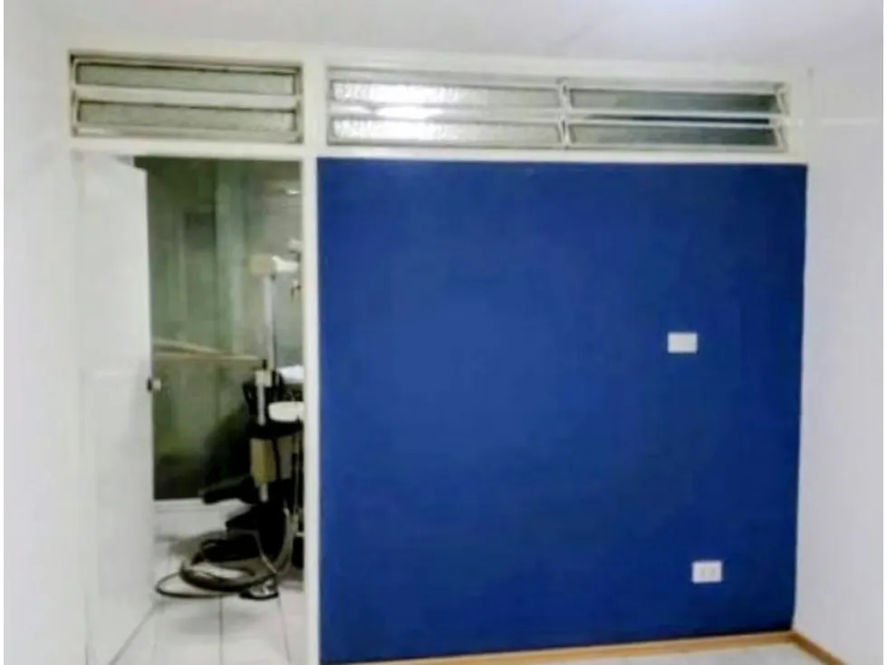 ALQUILER DE LOCAL EN CHACAO PARA CONSULTORIO ODONTOLOGICO - 3