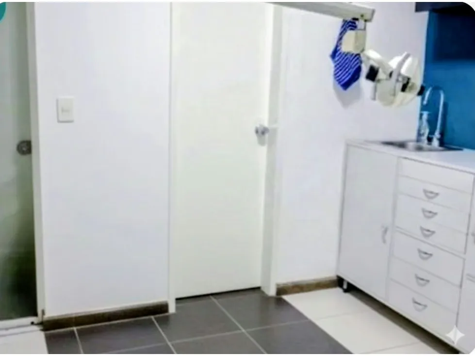 ALQUILER DE LOCAL EN CHACAO PARA CONSULTORIO ODONTOLOGICO - 5