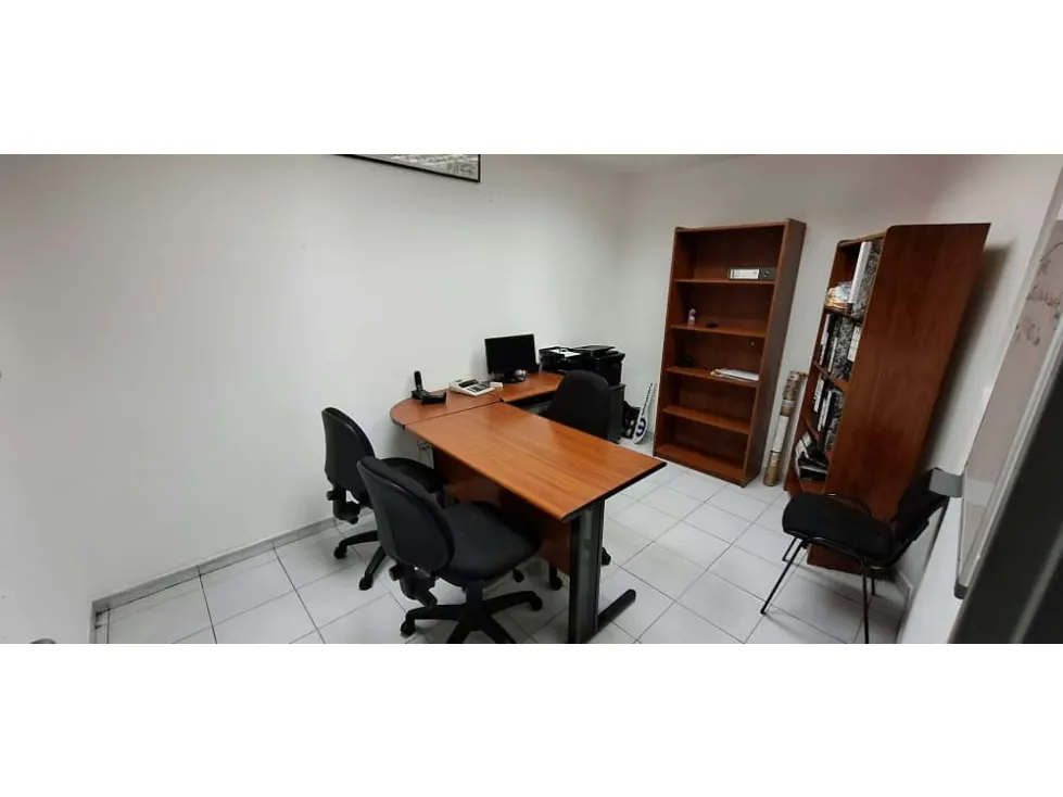 Se vende excelente local comercial de 2.500m2 en Boleíta Norte - RG - 7