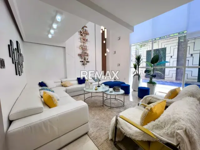 Town House Actualizado y Amoblado en venta en Villa Punta de Palma, Avenida Milagro Norte- Maracaibo - 4