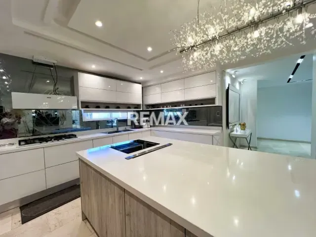 Town House Actualizado y Amoblado en venta en Villa Punta de Palma, Avenida Milagro Norte- Maracaibo - 5
