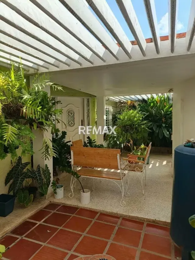 Casa en Urbanización Santa Fe II. En Venta - 2