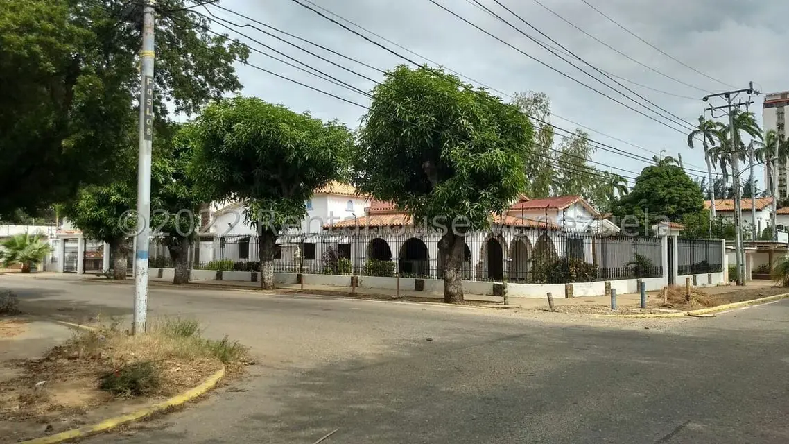 Casa (Colonial) en Venta en Avenida Baralt, Zulia - 6