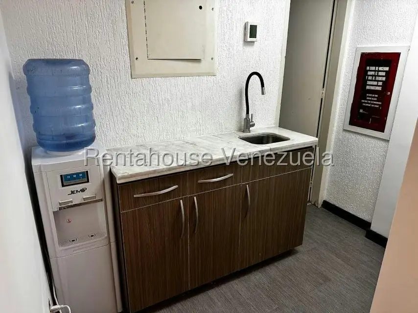 Oficina en Venta en Los Samanes, Distrito Metropolitano - 12