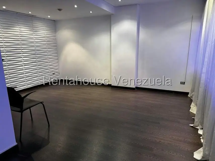 Oficina en Venta en Los Samanes, Distrito Metropolitano - 8
