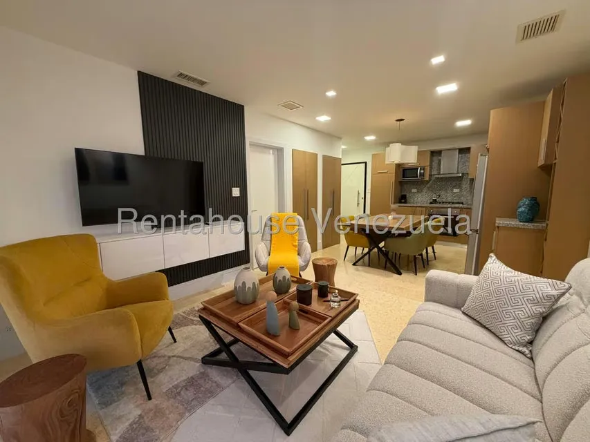 Apartamento (1 Nivel) en Alquiler en La Lagunita Country Club, Distrito Metropolitano - 2