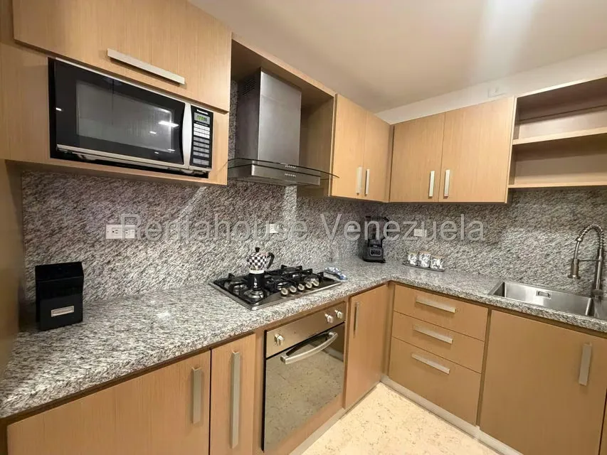 Apartamento (1 Nivel) en Alquiler en La Lagunita Country Club, Distrito Metropolitano - 7