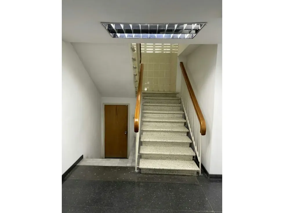 Se vende clinica 1000m2 Chuao 8916 - 15