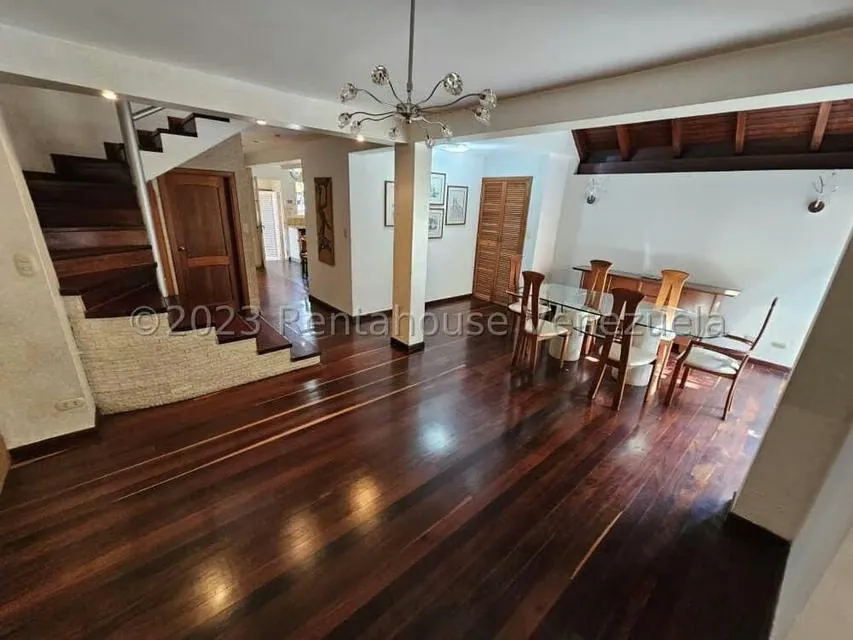 Casa (Multipes Niveles) en Venta en La Lagunita Country Club, Distrito Metropolitano - 2