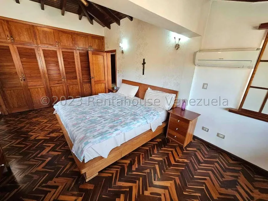 Casa (Multipes Niveles) en Venta en La Lagunita Country Club, Distrito Metropolitano - 22
