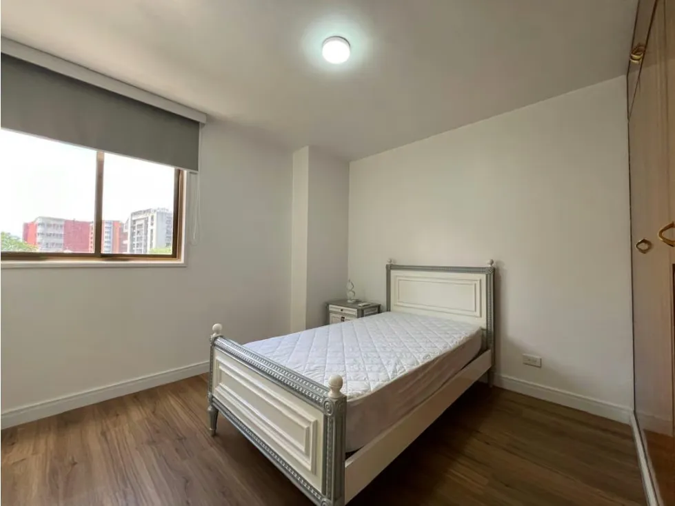Se alquila Apto 182m² 3h+s/3b+s/2p El Rosal - 17