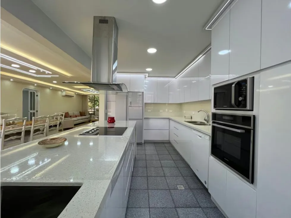 Se alquila Apto 182m² 3h+s/3b+s/2p El Rosal - 10