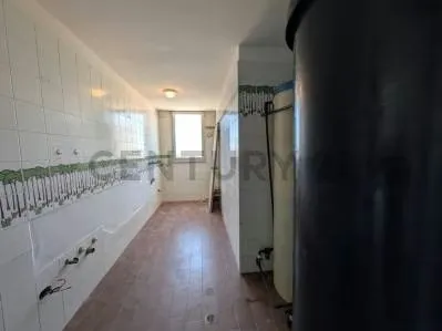Amplio apartamento en el Edificio La Torre en Porlamar - 10