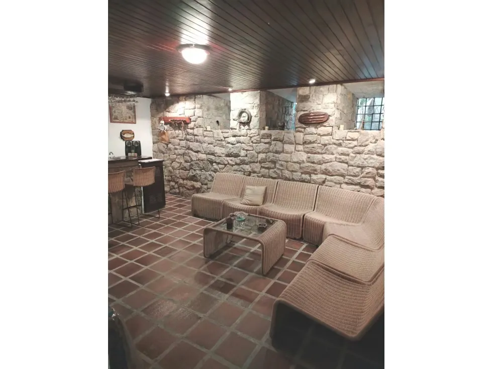 En venta bella e iluminada casa en La Tahona - 12